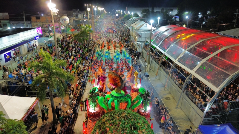 Turismo carnaval-fora-de-epoca